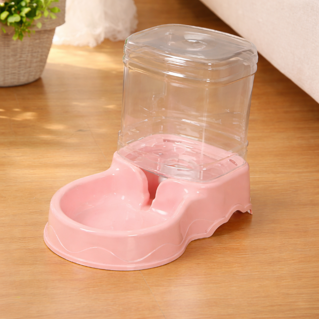 Distributeur de croquettes et eau pour chat